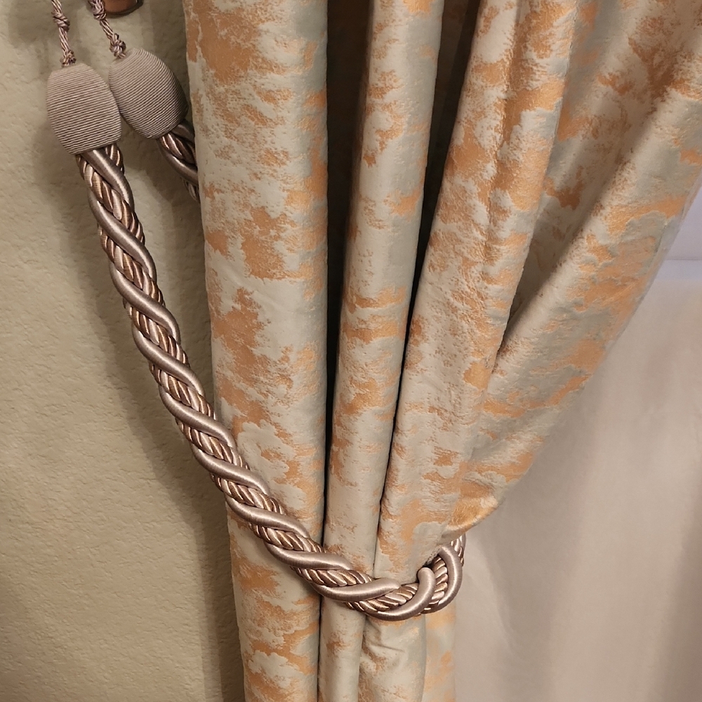 Elegant Silver and Beige Rope Tieback For Curtains